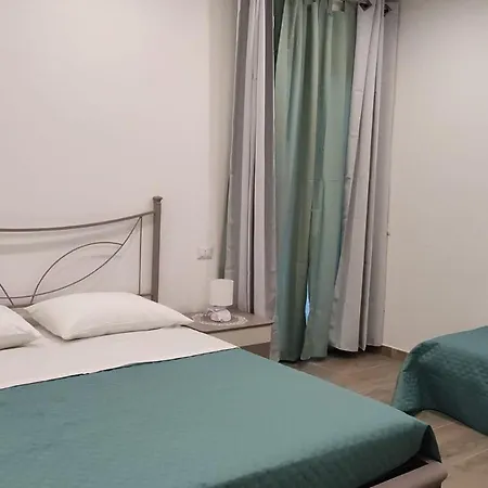 Su Bixinau Guest house Rome